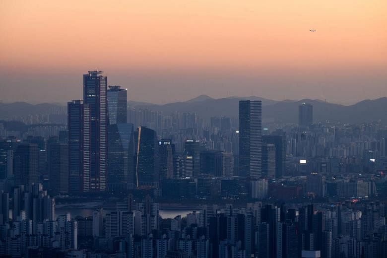Korea Selatan akan mengurangi operasi pembangkit batu bara, menargetkan debu halus di musim dingin