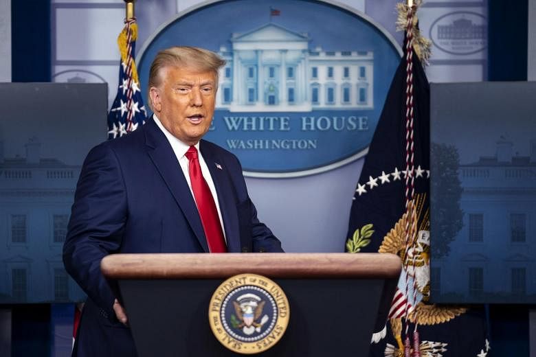 Trump mengatakan dia akan meninggalkan Gedung Putih jika Electoral College memilih Biden
