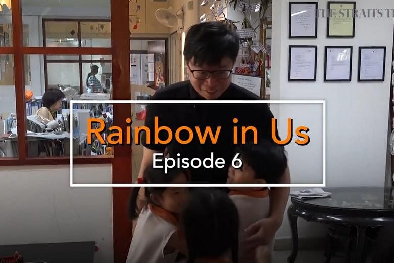 Mengapa Musik Penting: Anak-anak membuat video musik dengan berkumpul bersama secara online