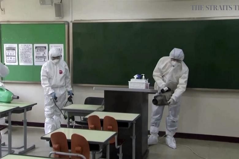 Korea Selatan mengatakan untuk pertama kalinya sedang memerangi ‘gelombang kedua’ virus corona