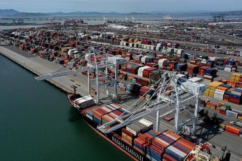 Kebuntuan Trump-Xi atas Hong Kong membuat kesepakatan perdagangan menjadi sorotan